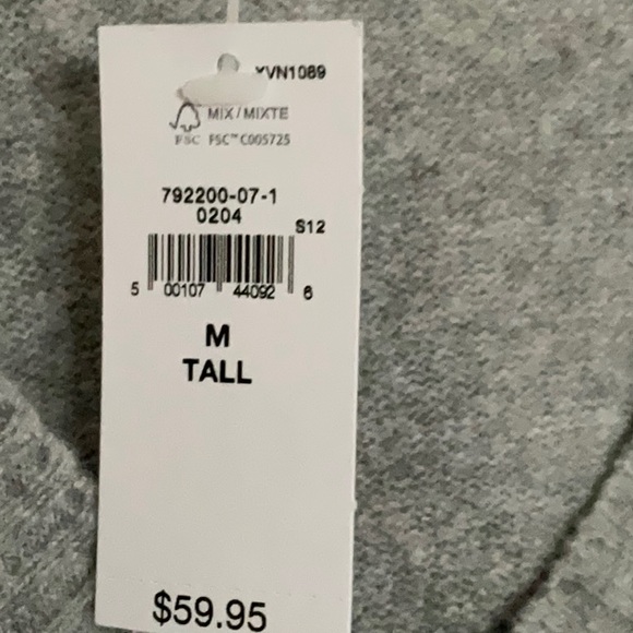 Gap Cashsoft V-Neck Sweater. M Tall. NWT. - Picture 4 of 5